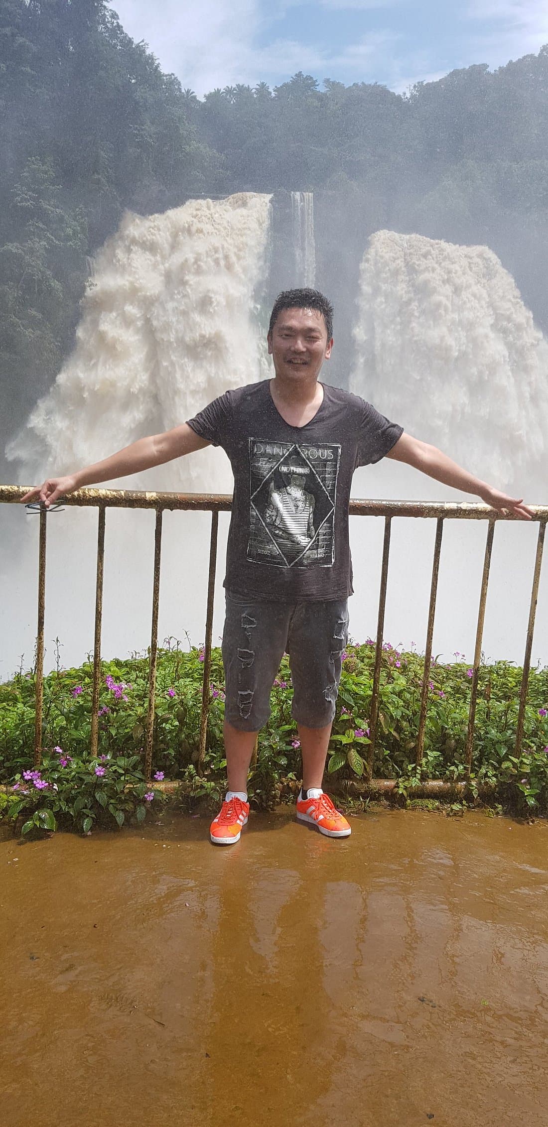 Ekom-Nkam Twin Waterfalls photo 4